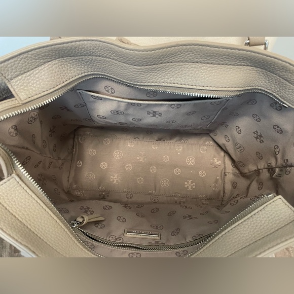 Tory Burch Thea Zip Tote w/Removable Cross Body Strap - Picture 5 of 9